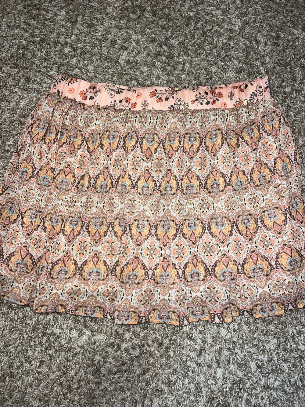 NWT! American Rag Floral Print Pink Boho, Flirty, Feminine Mini Skirt Sz Small